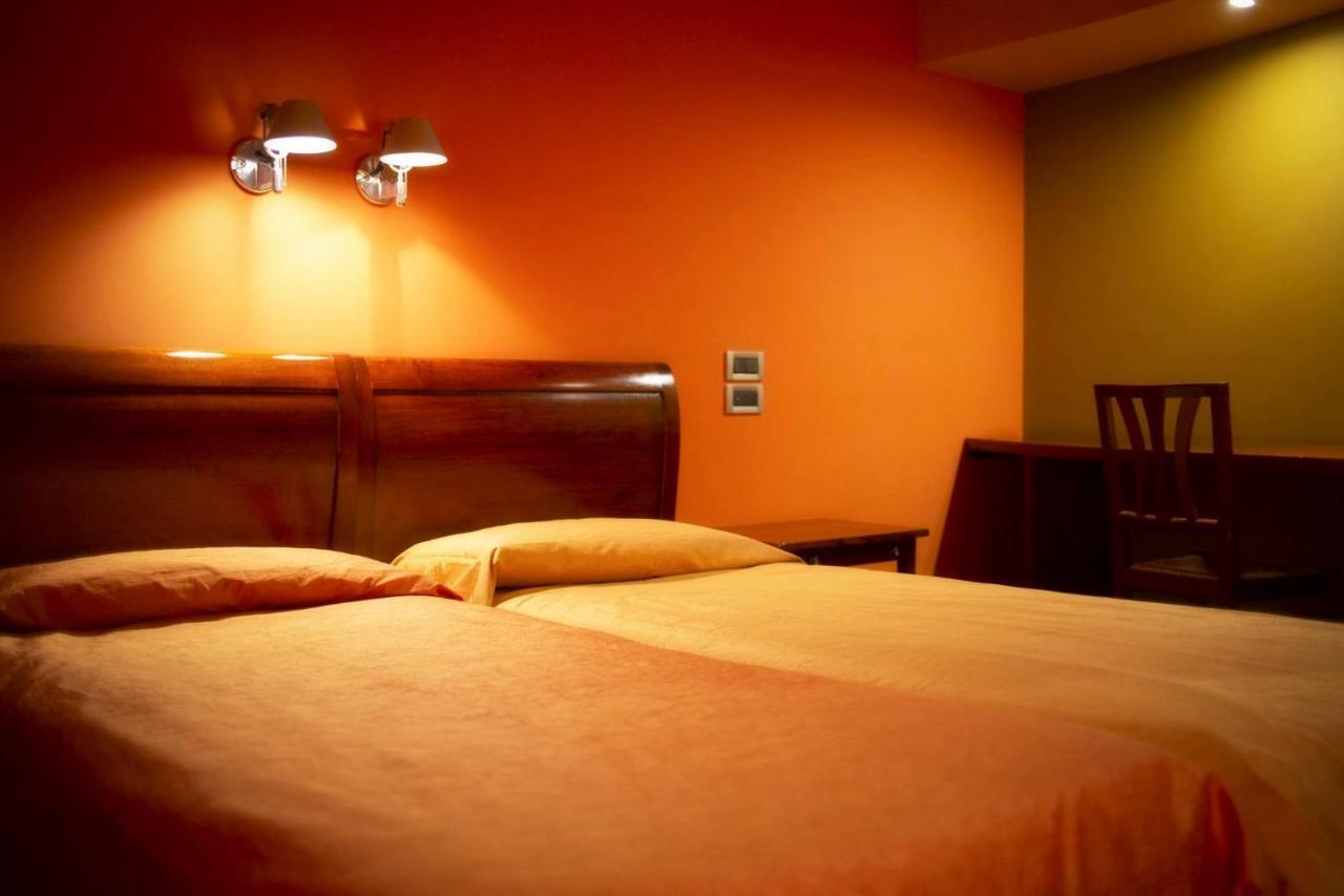 Hotel Due Platani Cornedo Vicentino Bagian luar foto